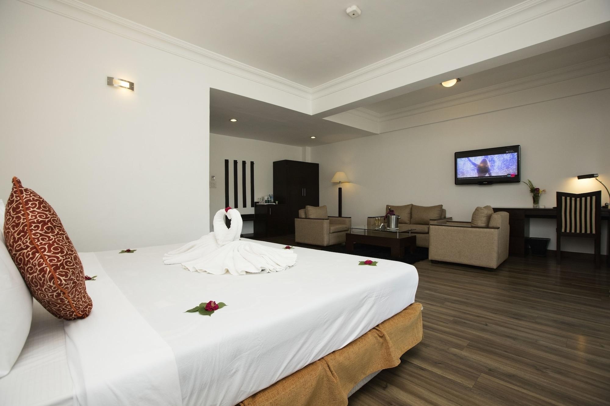 Waterfront Resort By Kgh Group Pokhara Bagian luar foto