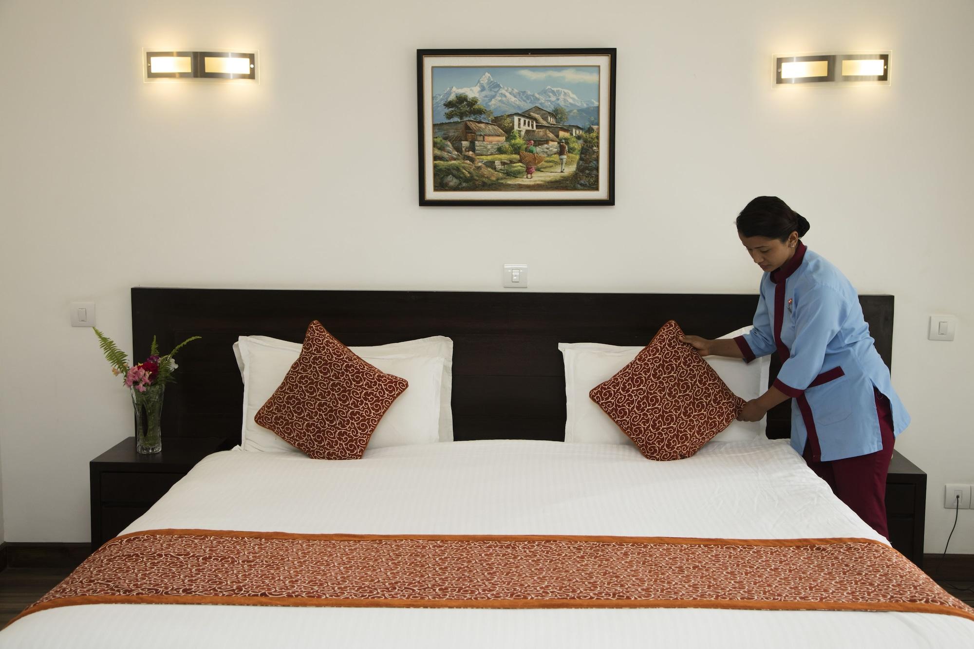 Waterfront Resort By Kgh Group Pokhara Bagian luar foto