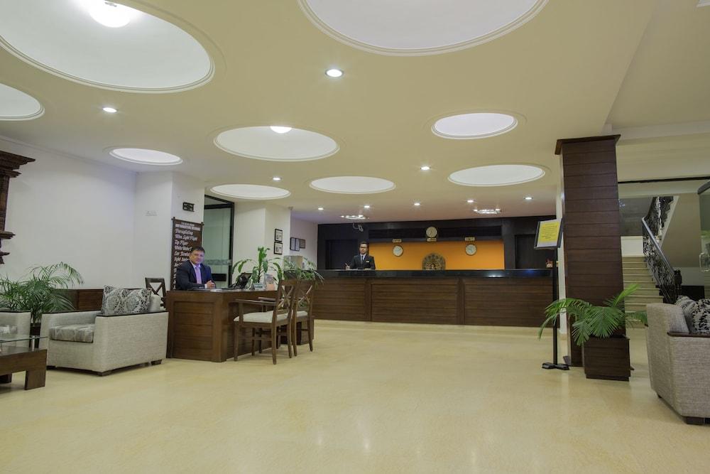 Waterfront Resort By Kgh Group Pokhara Bagian luar foto