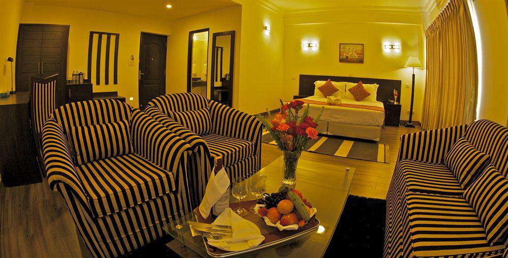 Waterfront Resort By Kgh Group Pokhara Bagian luar foto