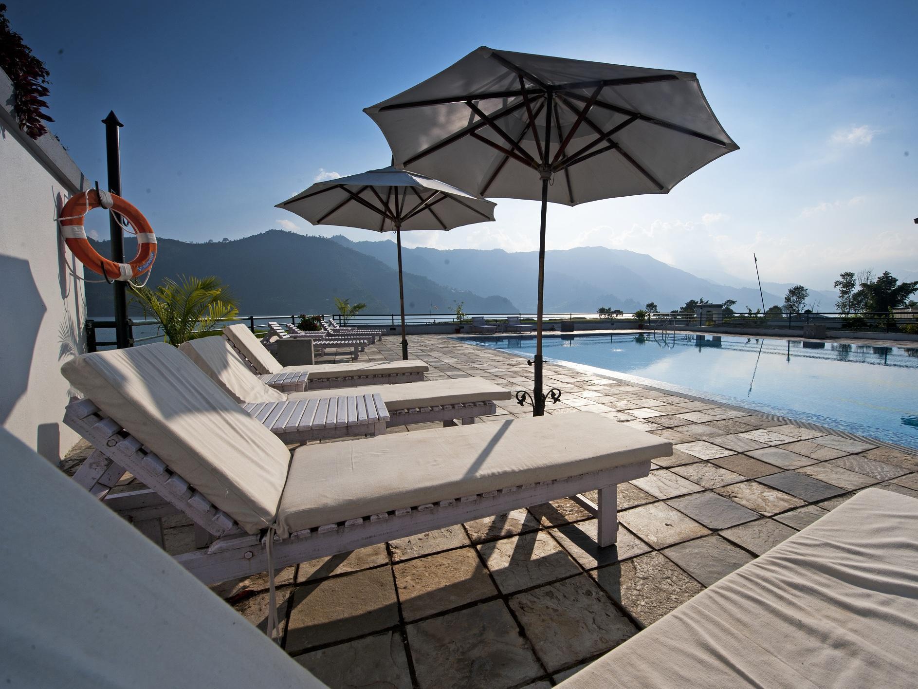 Waterfront Resort By Kgh Group Pokhara Bagian luar foto
