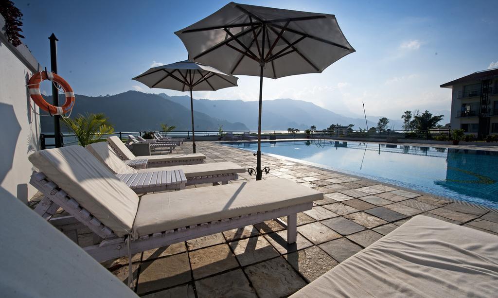 Waterfront Resort By Kgh Group Pokhara Bagian luar foto