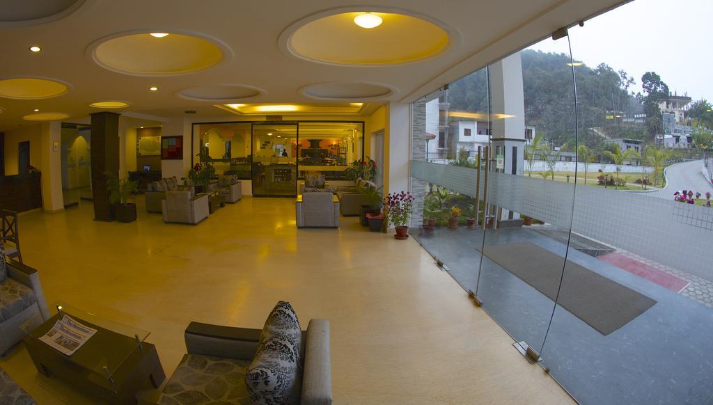 Waterfront Resort By Kgh Group Pokhara Bagian luar foto