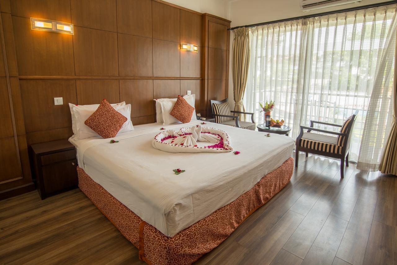 Waterfront Resort By Kgh Group Pokhara Bagian luar foto